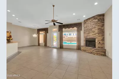 8031 W Morten Avenue, Glendale, AZ 85303 - Photo 17