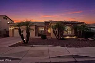 3118 S Colonial St, Gilbert, AZ 85295 - Photo 1