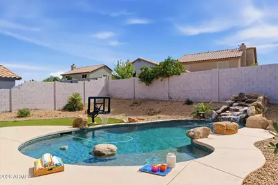 1723 E Blackhawk Drive E, Phoenix, AZ 85024 - Photo 23