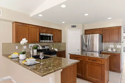 1723 E Blackhawk Drive E, Phoenix, AZ 85024 - Photo 5