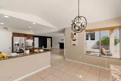 1723 E Blackhawk Drive E, Phoenix, AZ 85024 - Photo 7