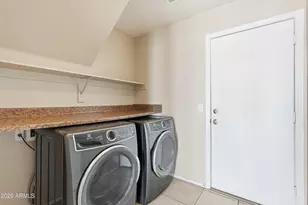 1571 S Monterey St, Gilbert, AZ 85233 - Photo 37