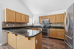 1571 S Monterey St, Gilbert, AZ 85233 - Photo 17