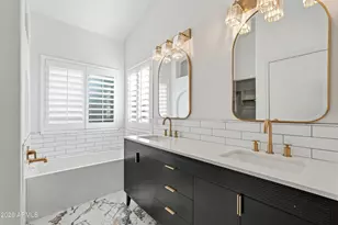 1571 S Monterey St, Gilbert, AZ 85233 - Photo 33