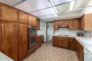 1319 W Lawrence Ln, Phoenix, AZ 85021 - Photo 11