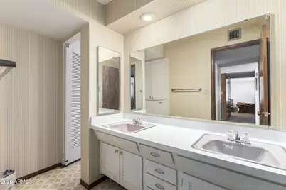 1319 W Lawrence Lane, Phoenix, AZ 85021 - Photo 21