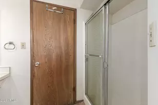 1319 W Lawrence Ln, Phoenix, AZ 85021 - Photo 17