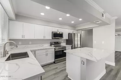 7701 W Fairmount Avenue, Phoenix, AZ 85033 - Photo 1