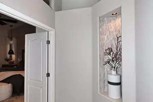 21850 N 43rd St, Phoenix, AZ 85050 - Photo 25