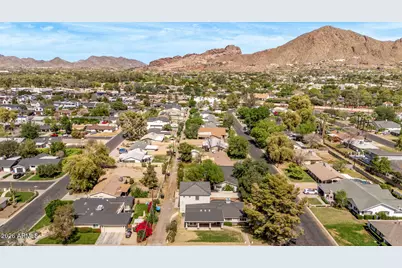 4956 E Clarendon Avenue, Phoenix, AZ 85018 - Photo 41