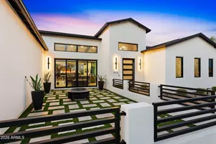 8924 W Patrick Ln, Peoria, AZ 85383 - Photo 3