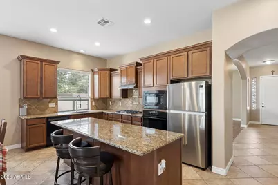 1332 E Racine Drive, Casa Grande, AZ 85122 - Photo 3