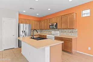 42181 W Basie Ln, Maricopa, AZ 85138 - Photo 13