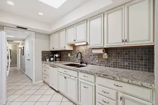 12550 W Parkwood Dr, Sun City West, AZ 85375 - Photo 15