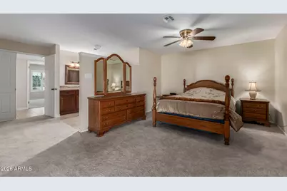 12122 S Tomi Drive, Phoenix, AZ 85044 - Photo 13