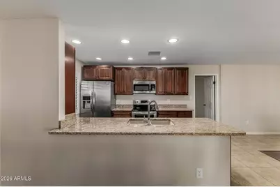 12122 S Tomi Drive, Phoenix, AZ 85044 - Photo 9