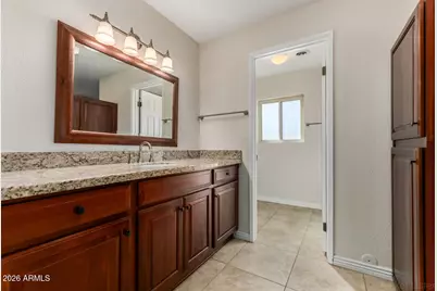 12122 S Tomi Drive, Phoenix, AZ 85044 - Photo 15