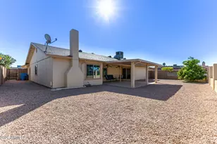 12122 S Tomi Dr, Phoenix, AZ 85044 - Photo 27