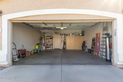 891 W Tremaine Avenue, Gilbert, AZ 85233 - Photo 37