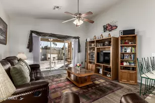 891 W Tremaine Ave, Gilbert, AZ 85233 - Photo 17