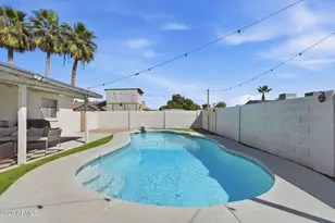 2109 W Oraibi Dr, Phoenix, AZ 85027 - Photo 43