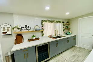 3938 W Lynne Ln, Phoenix, AZ 85041 - Photo 11