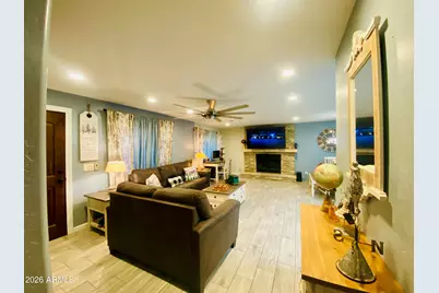 3938 W Lynne Lane, Phoenix, AZ 85041 - Photo 13