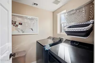 3935 E Rough Rider Rd, Phoenix, AZ 85050 - Photo 7