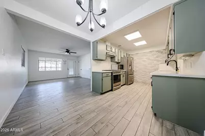 2816 N 33rd Place, Phoenix, AZ 85008 - Photo 11