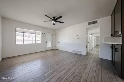 2816 N 33rd Place, Phoenix, AZ 85008 - Photo 7