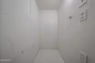 2816 N 33rd Pl, Phoenix, AZ 85008 - Photo 23