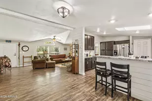 42027 N 3rd St, Phoenix, AZ 85086 - Photo 5