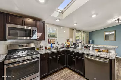 42027 N 3rd Street, Phoenix, AZ 85086 - Photo 9