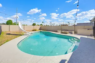 9521 N 43rd Dr, Glendale, AZ 85302 - Photo 23