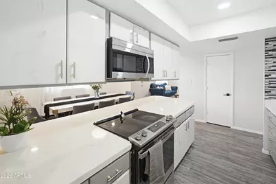 9521 N 43rd Drive, Glendale, AZ 85302 - Photo 3