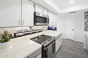 9521 N 43rd Dr, Glendale, AZ 85302 - Photo 5