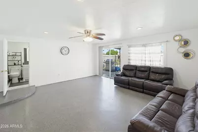 9521 N 43rd Drive, Glendale, AZ 85302 - Photo 11