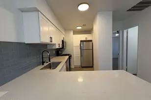 302 E Monte Vista Rd, Phoenix, AZ 85004 - Photo 7