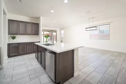 18338 W Getty Drive, Goodyear, AZ 85338 - Photo 7