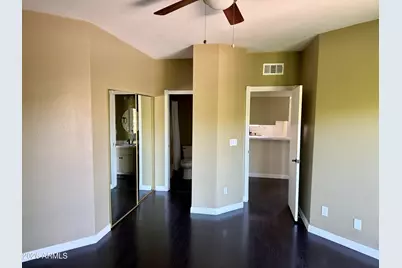 1352 E Highland Avenue #202, Phoenix, AZ 85014 - Photo 17