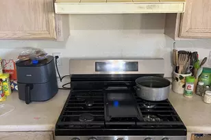 7454 W Eva St, Peoria, AZ 85345 - Photo 3