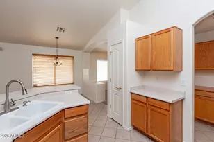 20271 N 81st Ln, Peoria, AZ 85382 - Photo 7