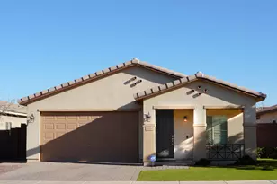 884 W Whistling Thorn Ave, Queen Creek, AZ 85140 - Photo 1