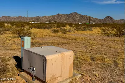 0 N Silver Dog Way 2 Acres -- #-, Maricopa, AZ 85138 - Photo 3