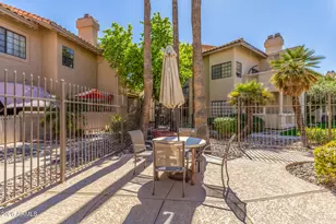 930 N Mesa Dr, Mesa, AZ 85201 - Photo 27