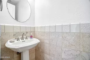 3432 E Lions St, Phoenix, AZ 85018 - Photo 11