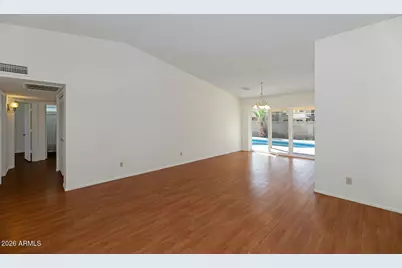 10107 W Meadowbrook Avenue, Phoenix, AZ 85037 - Photo 7