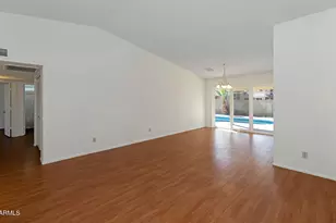 10107 W Meadowbrook Ave, Phoenix, AZ 85037 - Photo 7