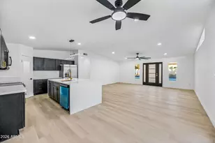 1246 E Winter Dr, Phoenix, AZ 85020 - Photo 23