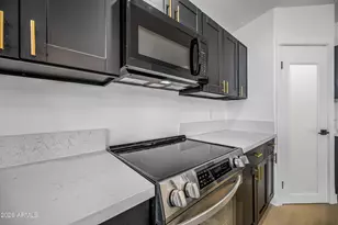 1246 E Winter Dr, Phoenix, AZ 85020 - Photo 17